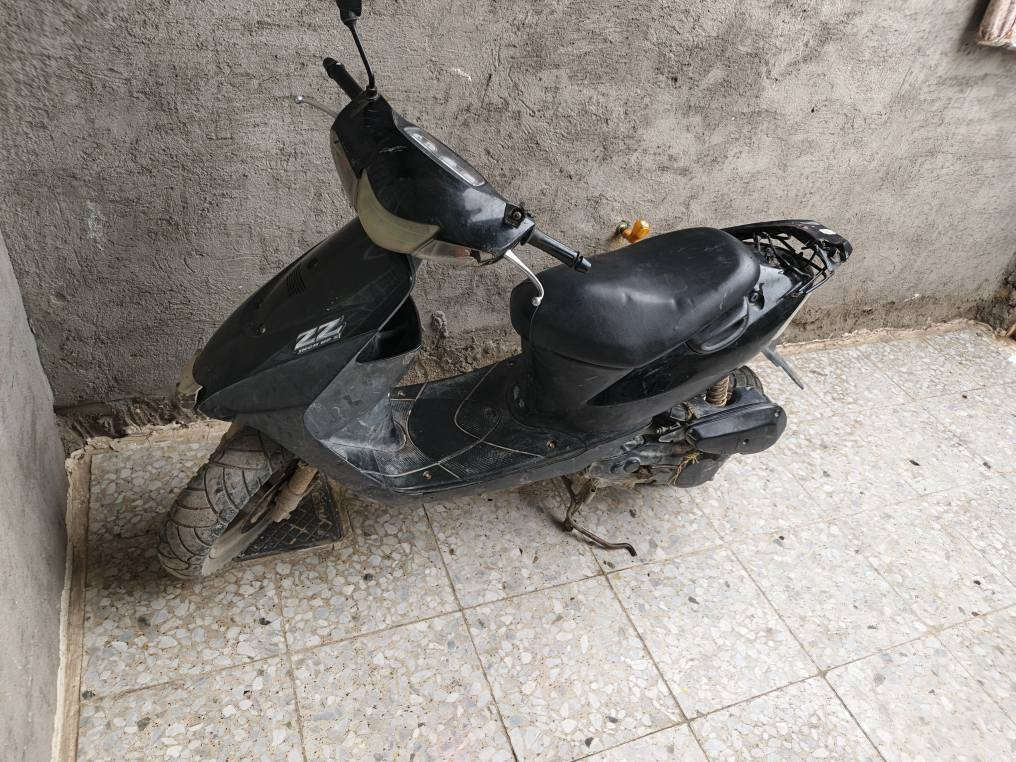 دراجة ٦٠ جبلي ويل كب  كلشي شغال نكرة سلف كفرات بلادي مابيه كسر  كلشي ماعوزه الشراي يتصل *********** مكاني جكوك
