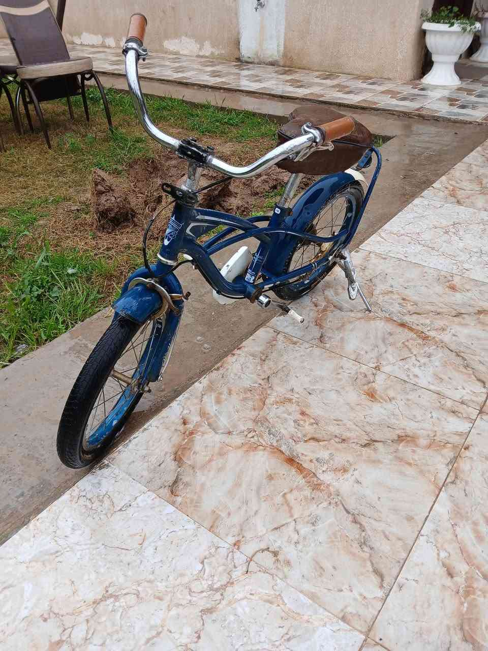 بايسكل حجم ١٦ يااباني اصلي سعره ٦٠عنواني ناحية كنعان ***********
