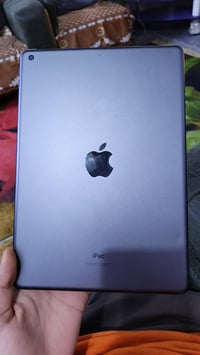 ايباد ٩ • ٦٤ جيجا • البطارية ٨٢٪