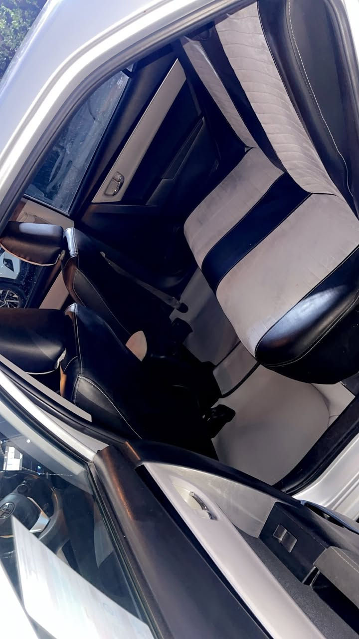 سلام عليكم كورلا وارد أمريكي  موديل 2018 رقم بغداد الدولي الجديد

بسمي سنويه ل٢٠٣١  هزه جديده محرك ٢٠٠٠ مكينه وكير بلادي على وضع شركه

السياره بدون نقص دوشمه وتايرات جديد 

بيه رشات صبغ ابيع حزام بدون دواخل بدون ايرباك 
 
مكاني بغداد كرادة 118 وبيه مجال ***********
