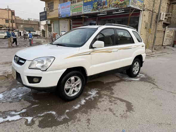 السلام عليكم عندي كيا سبورتاج 2009 
وارد خليجي فول مواصفات واحد على واحد  سياره جديده وجاهزه 
رقم اربيل تحويل او وكاله  
مكينه كير كفاله مكينه 2000 دوش المرغوب لاتبخير ولا تنقيص 
تبريد ثلج تدفئه شغاله داخل بيجي 
فتحه 
شاشه 
كامره 
لايت زنون  
السعر 122 وبيه مجال حق الجيه
ماشيه 91 الفKM حقيقي وشرط الفحص 
مكان سياره بغداد (علما ان السياره مكفوله كفاله عامه لاضربه ولا صبغ ولا تبديل ولا فتح ولا بارد )وشرط السونار رقمي ***********
