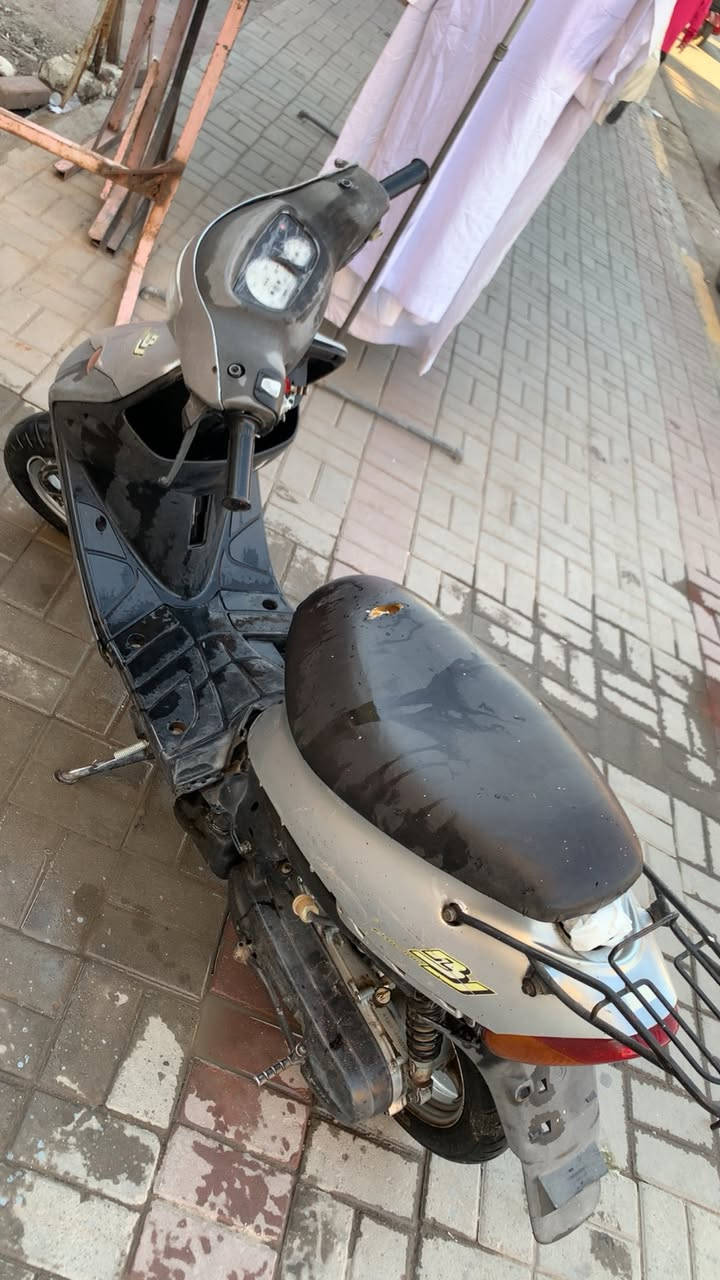 دراجه بيجي ٦٠ نقصهه فقط ترايش هندر واحد مكينه صافيه وناعمه كهربائيات كامله بدون نقص مكاني بغداد الدورة السعر ٩٠ الف هـ  ***********

