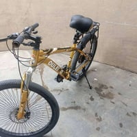 مكلف بالنشر  بايسكل للبيع: لون ذهبي مميز البايسكل متروك و يرادله تبديل...