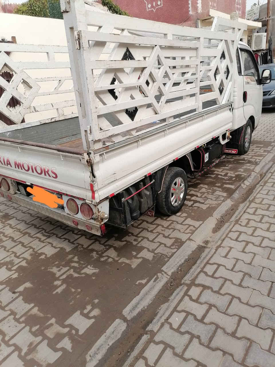 السلام عليكم عموشه للبيع ٢٠٠٩ نضيفه مال جناي مكانهه بغداد الطارمية سعرهه ٨٨$ رقم بغداد للاستفسار ***********
***********
