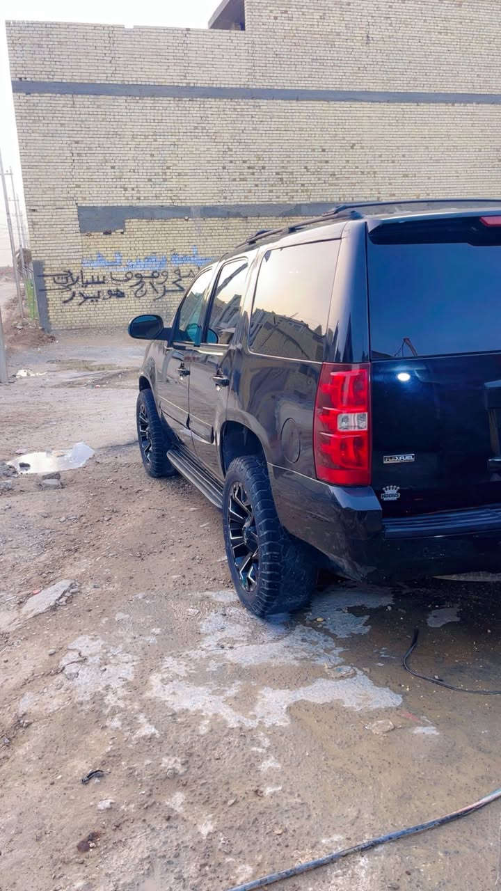 سلام عليكم تاهو ٢٠٠٨دخود جديد سياره جديده تخم تاير كير مكينه كله جديد سعر٧٥  مكان بغداد رقم ***********
