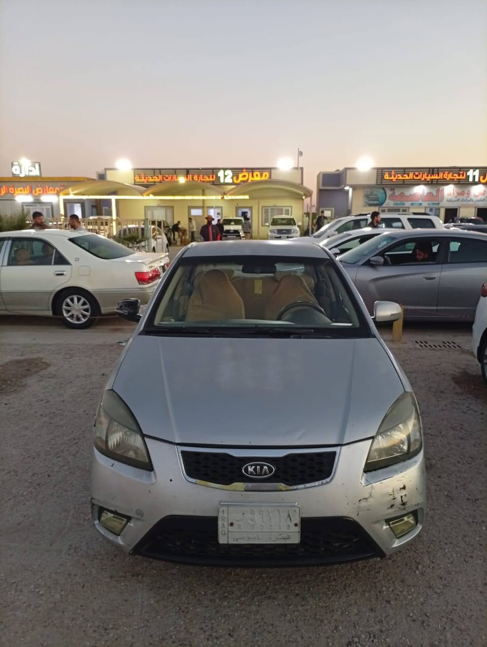 السلام عليكم
كيا ريو 2012 خليجي مكينه1.6 جديده 
كفاله بيها بس طخه بجاملغ  وجراد 
سعرها 82 وبيها مجال السنوية منتهيه ب23
(مكلف بلنشر)
***********
