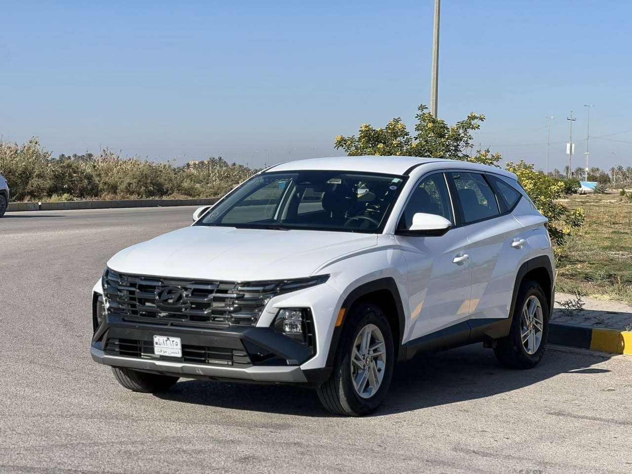 سلام عليكم توسان 2025 دخول جديد أمريكي  حادث بسيط مقدمه البنيد صبغ والجاملغ راجع نفس موضح ب الصور راديتر مملعوب بي ؏وضعه ماشيه13 الف بدون ايرباك 
موصفاته 
بصمه 
بصمه أبواب 
مكينه 2:5
رادار امامي جانبي خلفي 
دشبول متصل 
شاشه كارب بلي 
كأمره خلفيه 
قياده ذاتيه 
إطفاء ذاتي 
سايد بريك بصمه 
لد نهاري ليلي 
فور ويل 
205 وبي مجال 
مكانه / الحله 
هـ/***********

ملاحظه / السياره بدون رقم تترقم جميع المحافظات
