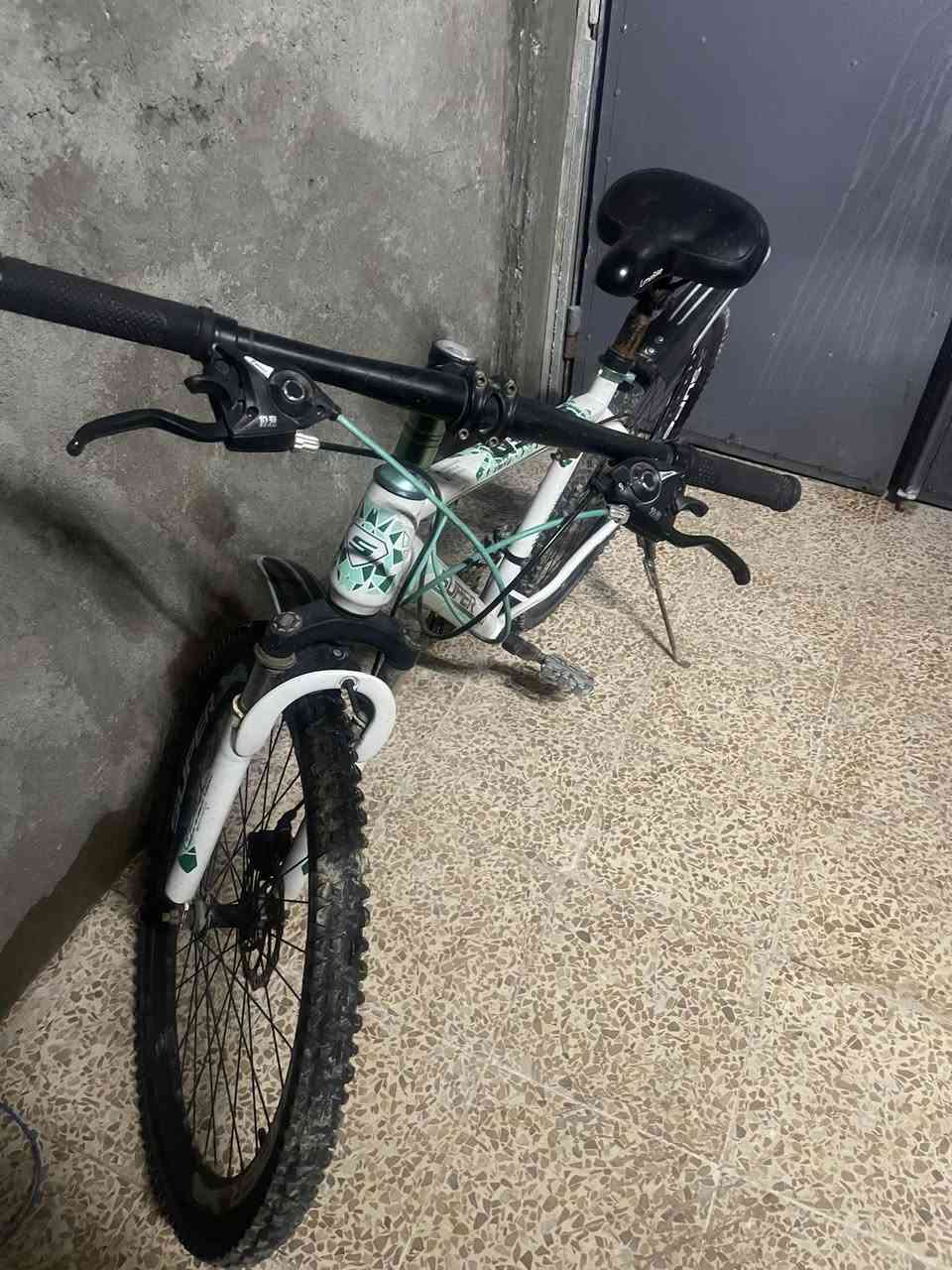 بايسكل للبيع دبل ياباني. السعر 90 قابل للتفاهم العنوان موصل قوص يات ***********
