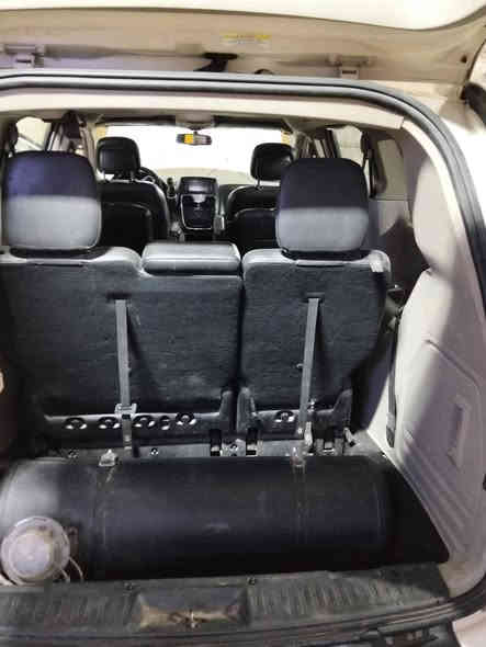 السلام عليكم دوج كلايسلر موديل 12 ابيض للبيع فول مواصفات عدا الفتحه دخول كلين رقم بغداد مواصفاتها بوب كهرباء وجنطه وكهرباء والكراسي الامامي كهرباء تخم تاير جديد منضومه غاز سياره جاهزه للاستفسار ***********
