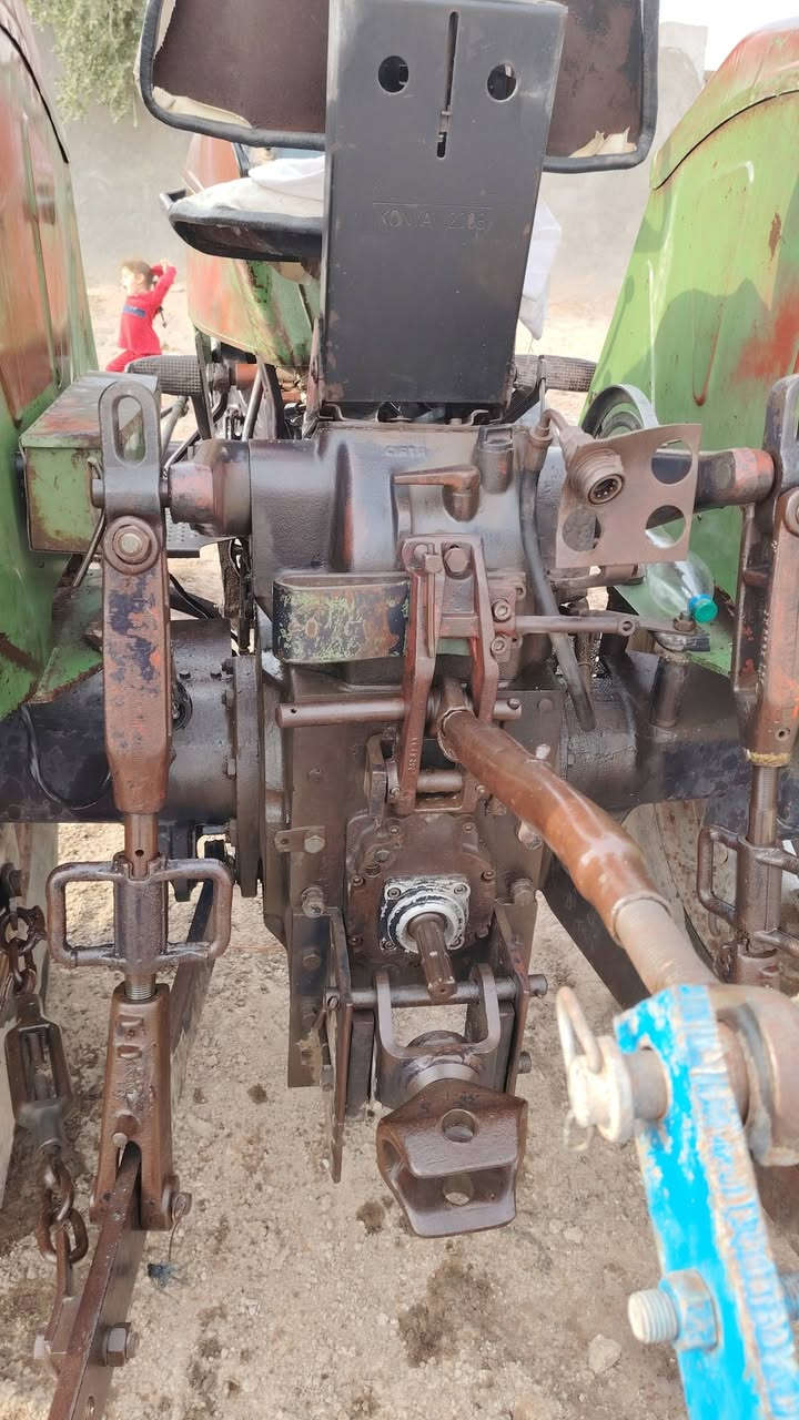 سلام عليكم سيرت موديل 99للبيع مكينه وكير وجهاز كفاله جاهزه مكان ذي قار سعر 7وبيها  تصل ***********
