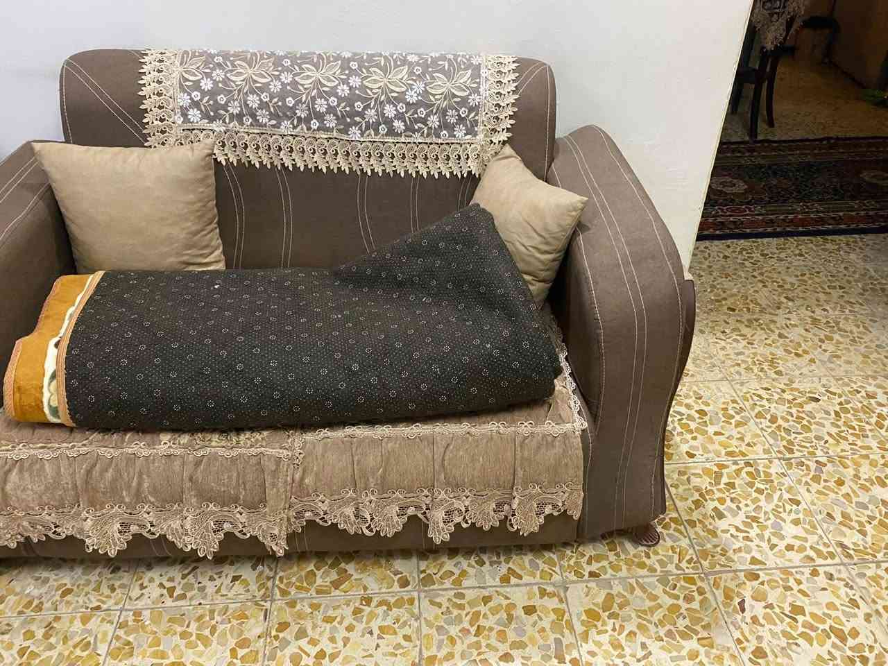 مكلف بل نشر غراض للبيع استفسار على هذا رقم ***********
