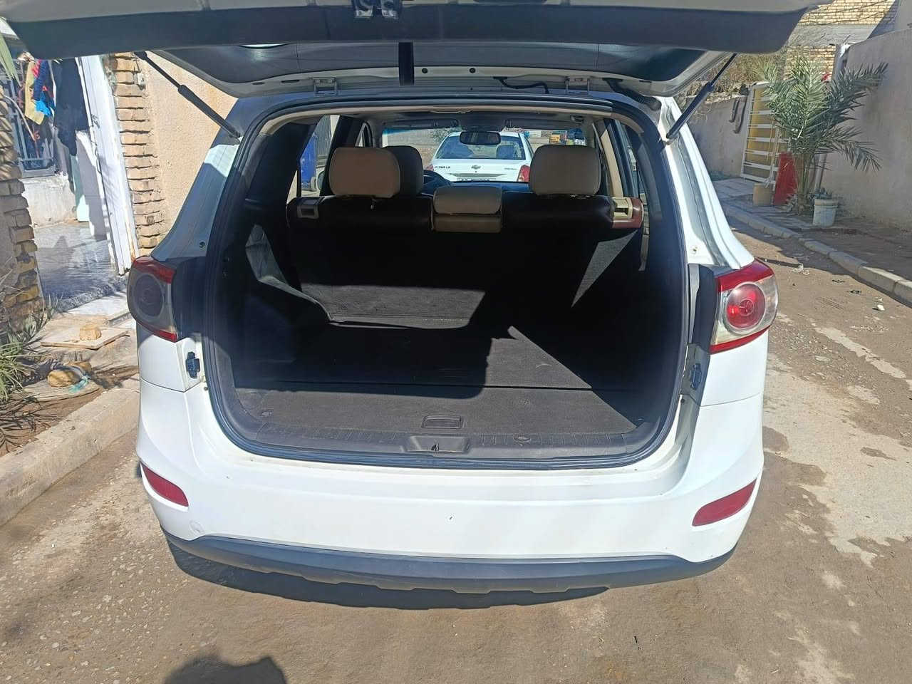 سنتافي 2011وارد امريكي
رقم بغداد سنويه وهزه جديده
تحويل ثاني يوم
حادثها جاملغ تبديل 
وباب كلير
فول مواصفات 
5راكب
محرك وكير كفاله 
السعر 155
وبي مجال  المكان ميسان 
الاستفسار ع الرقم  واتساب
***********
