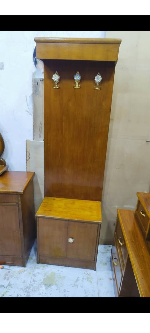 غرفة نوم ستة بيبان ملحق صاج نضيف كامل سعر 500قفل اكو توصيل بغداد بكروة


**إذا كنت صاحب هذا الإعلان وتريد حذفه لأي سبب، رجاءا أرسل رسالة إلى الدعم الفني**