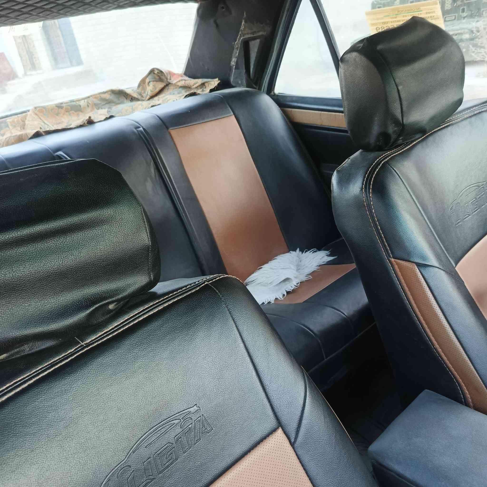 سلام عليكم سياره مارسدس موديل 86بيع او مراوس سعر السياره 46 مجال حك الجيه رقم التليفون ***********+غيى متواجد فيس
