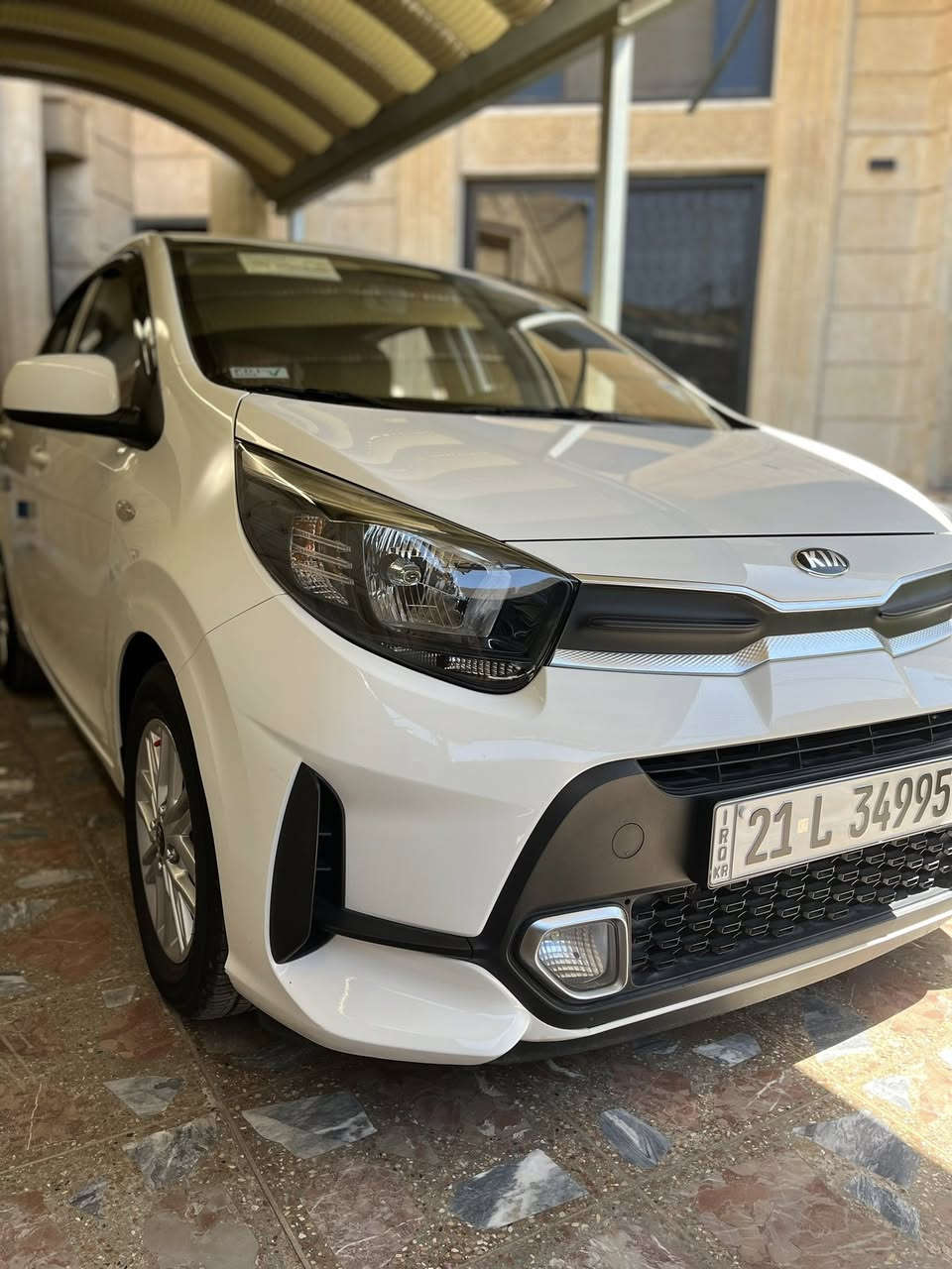 السلام عليكم 
للبيع كيا بيكانتو مورننك وارد كوري موديل ٢٠٢١ كفالة عامة عدا ركن الزعامية الامامية ماشية ٥٥ الف كيلومتر محرك اقتصادي ٣ سلندر mpi مواصفات شاشة وكاميرا ويل كب جلد مري كهرباء رقم سليمانية بأسمي تحويل او وكالة ..
السعر ١١٠ 
مكانها بغداد حي العدل 
***********
