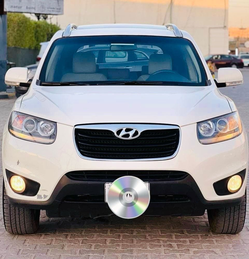 هيونداي سنتا في 2010 خليجي V6 بدون حادث
رقم بغداد إنكليزي بسمي
120km جرص
٦ سلندر ٣٥٠٠
٧ راكب
٣ قطع تبريد
فتحة
تخشيب
فور ويل 4x4
سعر :: 158 وبيها
 مجال حق جيه
كشنات مخمل
شاشة
كامرة
بيه ثلاجة
كروس سرعة
اشاير بالمري
مري شفط
سيارة كلش نظيفة و على ايدي ماشية 157الف كم
قطعة وحدة رش بدوووون حادث باب  صبغ
رقم صاحب سياره ‭0781 947 1792‬
اني مكلف بل نشرها
