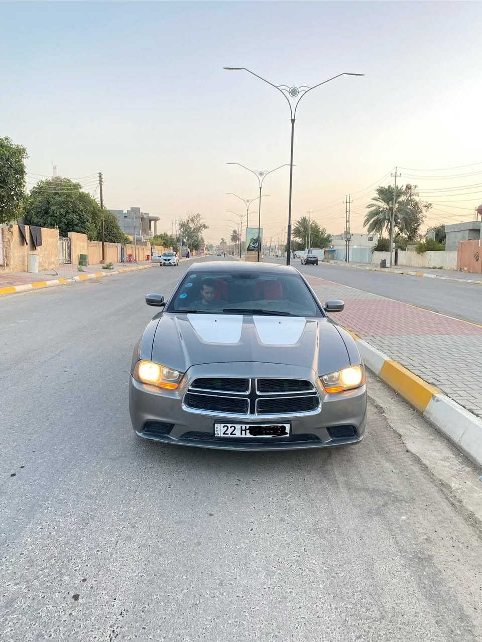 سلام عليكم ورحمة الله وبركاته 
عندي سياره جارجر موديل 2014 ادوات متومه طبق الأصل 
تدفئه تبريد كير محرك كله شرط واي نقص مابيه سياره نضيفه حيل تجي وتشوفه وحياكم الله جميعآ  السعر  اتصل وتدلل ***********
