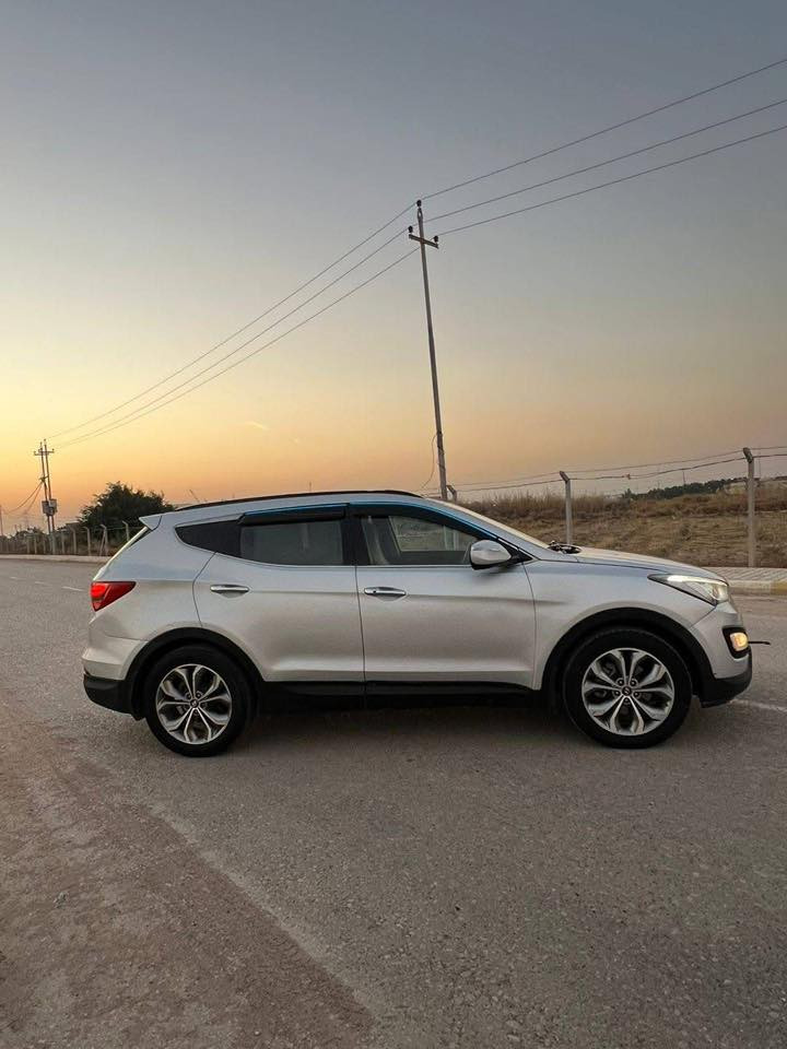 السلام عليكم .. سنتافي 2014 خليجي
مكينة ستة سلندر 
فول اعلى مواصفات بيهة مال الكويتي
جاهزة من كل النواحي 
گير ومكينة وحدادية وتبريد وتواير جاهزة
بيهة قطع صبغ اني ابيعك حزام حتى ماتعبك
بدون دواخل 
مكاني الديوانية 
بيع فقط 135 وبيهة مجال للشراي
مكلف بلنشر للاتصال
***********
