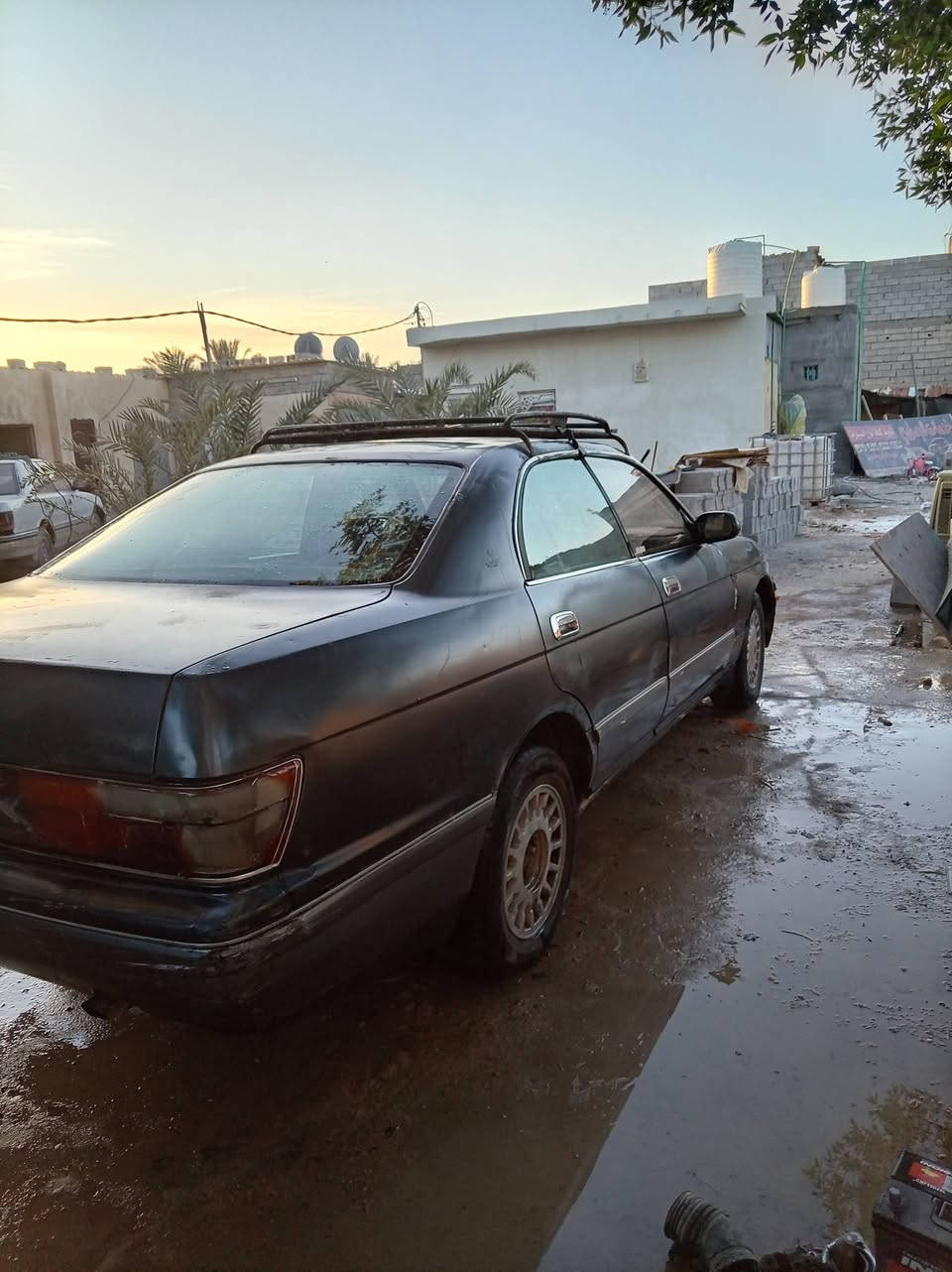 السلام عليكم ورحمة الله وبركاته
بطه ٩٣ فصل نقل جثه رقم بصره ألماني وكاله عامه باسمي  محرك وكير توب  محرك ٢٥٠٠ دواخل حلوه جام كله شغال كهربائيات كلها شغاله ب٣٣وبيها مجال

البصره ابوالخصيب شارع الوسطي ***********
