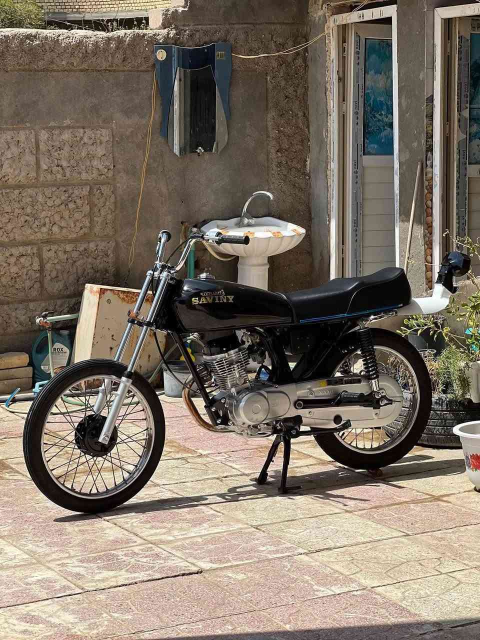 السلام عليكم دراجه للبيع عنوان ناصرية مركز تفاصيل خاص
*********** هذا رقمي
