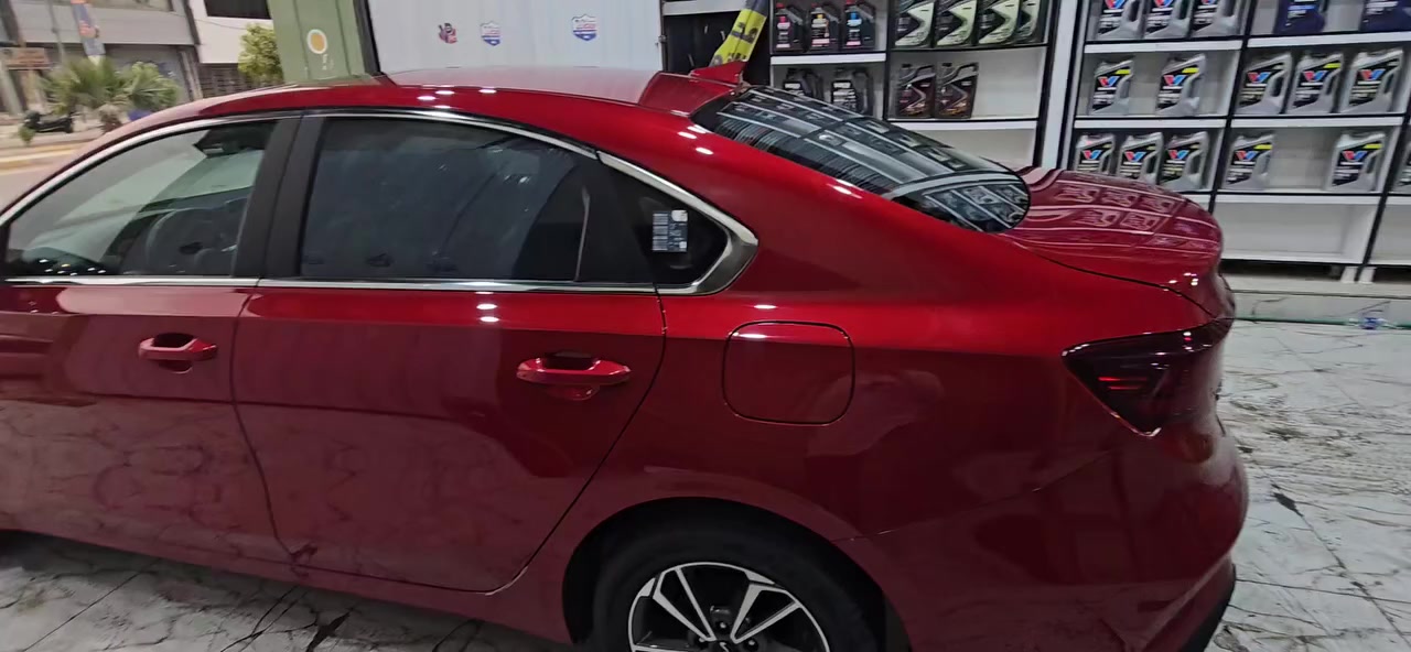 السلام عليكم سيراتو ٢٠٢٣وكاله نم بأسم شركه تحويل او وكاله ماشيه زيرو ١٣ الف مكفوله من البارد  بعدها بلزكات شركة فول مواصفات يعني شاشة كامره بلاد مو شد كروز سرعة مكينه ٢٠٠٠ كيرAT عليها جام مسوينه بوليرايز وعدسات زنونن
سعر ١٨٠

*********** واتساب فقط

*********** اتصال
