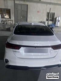 كيا سيراتو خليجي موديل 24 ماشيه 75فول مواصفات سياره نضيفه كلش سياره جد...