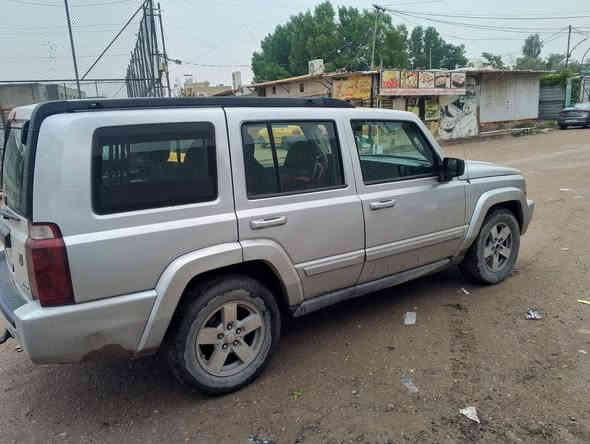 السلام عليكم سياره جيب كومندر 2007 جاهزه للبيع سبعه راكب مصبوغه عام السعر 85 ورقة العنوان الشعب خلف جامع الشروفي رقم الهاتف ***********
