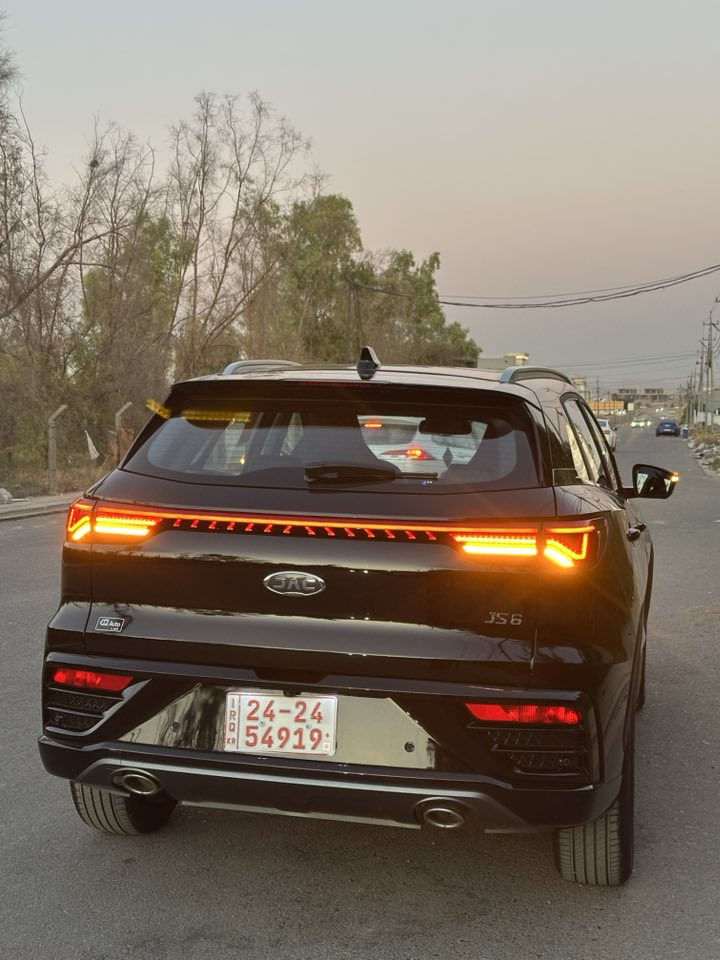 المتانة الألمانية و التقنية الصينية 
جاك JS6  
مواصفات بلاتينيوم
يعني اي مواصفة تريدها موجودة هنا 
عزل أقوى 
ثلاجة 
و كل ما تحتاج لراحتك 
مكان السيارة اربيل


**إذا كنت صاحب هذا الإعلان وتريد حذفه لأي سبب، رجاءا أرسل رسالة إلى الدعم الفني**