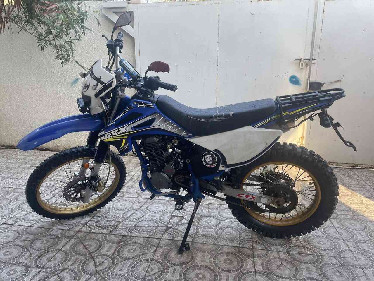 السلام عليكم 
قفاز crx للبيع او مراوس حسب القناعة 
مكينة 300 اي نقص مابيه شلعة ومعدل مكاني ديالى ابو صيدا السعر 1200 وبيه مجال 
((خاص ممتواجد فقط اتصال او واتساب))
***********
