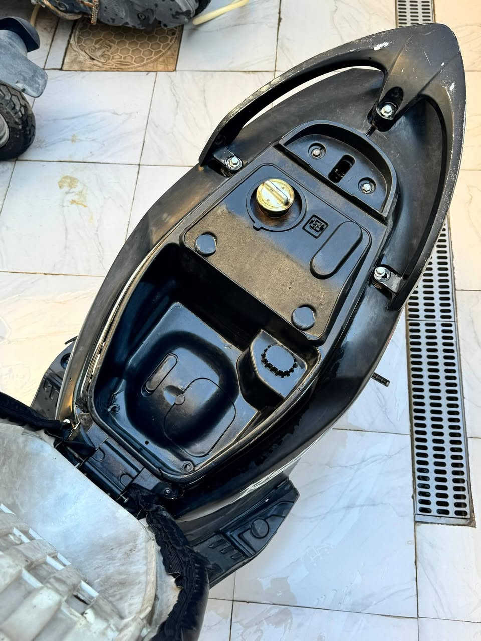 جيب ستوته وتعال 🚛🚛🚛
دراجة عاطلة ماكس صيني مكينة ياباني بسعر ١٥٠ الف بس 
اصرف عليها كم فلس وعليك بالعافية 
بيها مجال للشراي 
مكاني كربلاء حي الميلاد


**إذا كنت صاحب هذا الإعلان وتريد حذفه لأي سبب، رجاءا أرسل رسالة إلى الدعم الفني**