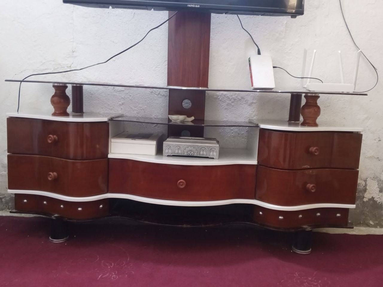 150 و بي مجال 
ميز كلش نظيف


**إذا كنت صاحب هذا الإعلان وتريد حذفه لأي سبب، رجاءا أرسل رسالة إلى الدعم الفني**