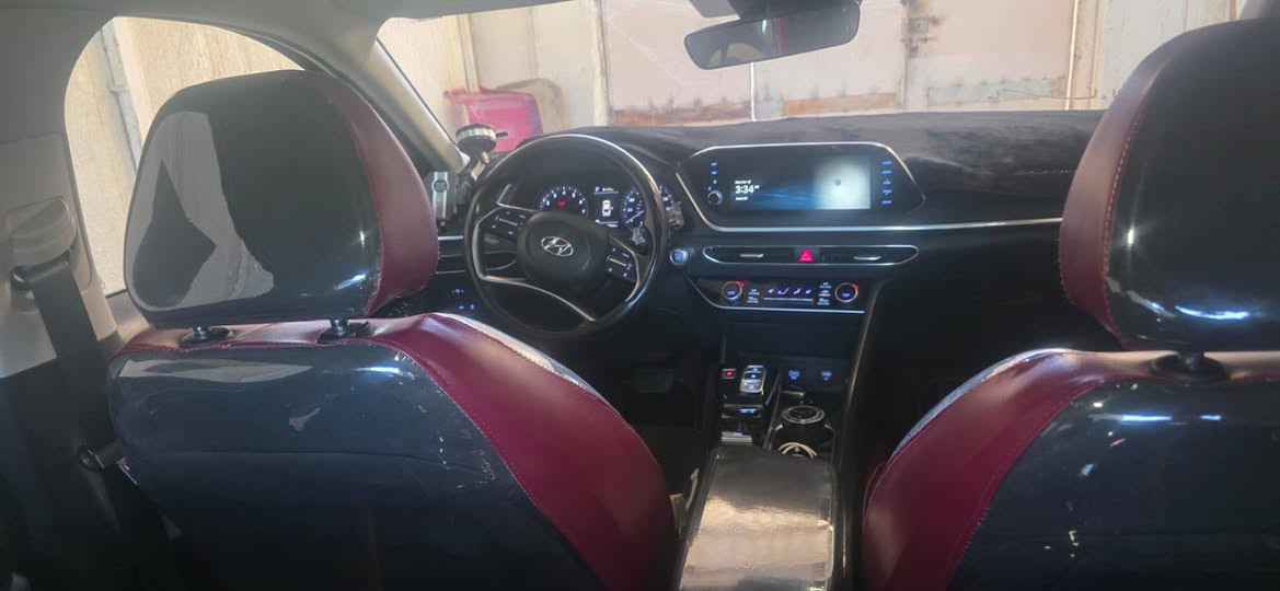 سلام عليكم سوناتا 2023 حره بسمي وارد امريكي محرك 2500 فول مواصفات بدون فتحه  رادار امامي خلفي وجوانب  كشن السائق كهرباء مقاعد تدفئ تشغيل عن بعد هواي بيها مواصفات  بدون حادث تقرير غرق للدوسه صورها امريكه موجوده بالمنشور كفاله بس  جاملق الامامي اكلير من امريكا ماشيه 62 ارضيه وكشنات مغلفات جلد سياره جديده    العنوان البصره الهاتف ***********
الـســـعـر 167) البصرة, العراق
