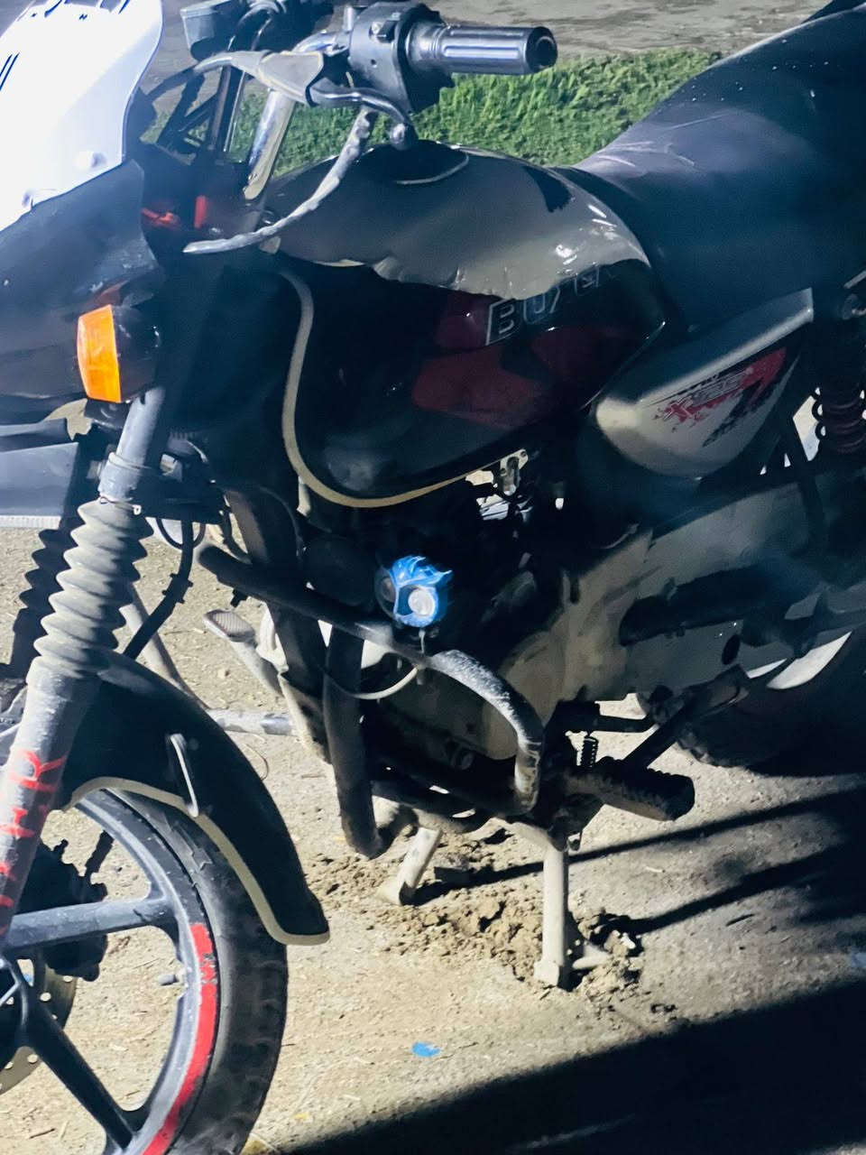 سلام عليكم 
بوكسر جبلي ،22 مرقم بغداد 
تحويل مباشر 
مكينه مكفوله ومامفتوحه 
الدراجه حلوه ونضيفه وجديده ومكفوله 
مكاني ديالى الخالص هبهب 
***********
