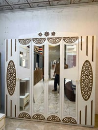 غرفة نوم • مستعملة • ٥ قطع