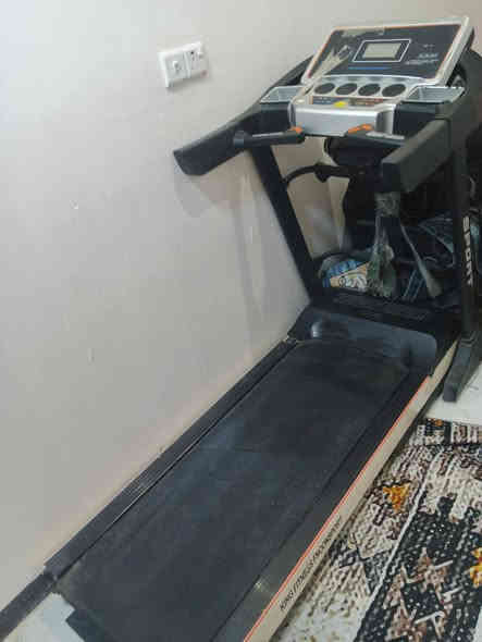 جهاز جري للبيع
السعر 175الف وبيه مجال
للاتصال ***********
