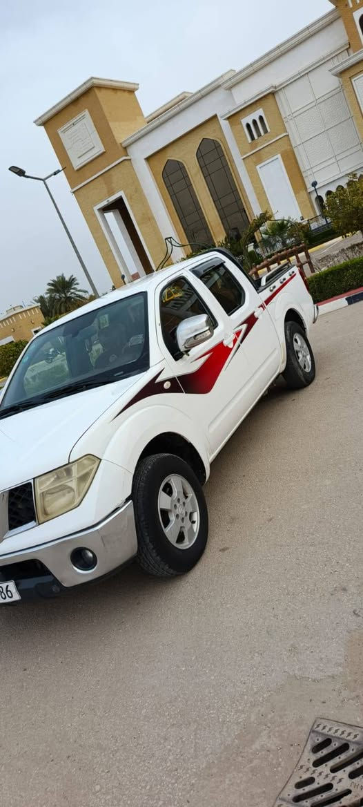 نيفاره مديل  ١١ بسمي  مكفوله من  الضربة  والصبغ مكفوله من مكينه وكير وحداديه وتبريد رغم واسط بسمي   سياره  حلا من الصوره السعر  ١١٨ الاستفسار ***********  ماكان السياره كربلاء
