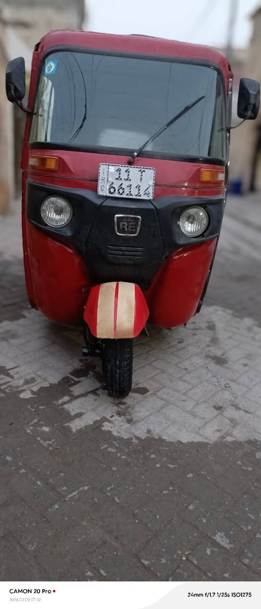 السلام عليكم تكتك 2019 شهر  10رقم بغداد نكليزي بسمي تحويل ثاني يوم بيه بدي مال 17 تكتك مرشوشه تكتك جاهزه كبل للشارع كير مكينة فول تخم تاير السعر 4 و500 المكان بغداد مدينه الصدر ***********
