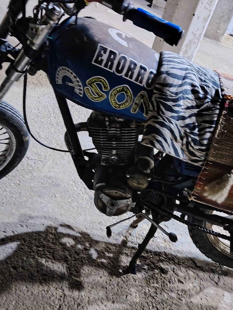 دراجة للبيع السعر 250بيها مجال
هاذا الرقم ***********
