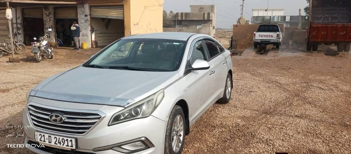 السلام عليكم للبيع سوناتا موديل ١٥ وارد كوري سياره حلوه وجديده جاهزه من كلشي مكينه كير حداديه خير من الله مكينه جديده أخت الجديده ترايك وين ماتريد سياره حلوه ونظيفه احله من الصوره بيهه ٤ قطع رش من كوريا باقي السياره كفالئ بدون ضربه بدون دواخل ورقم سليمانيه الجديد سنويه ل٢٧ باسمنا تحويل ثاني يوم السعر ١١٠ وبيهه مجال للطيبين العنوان ديالى دلي عباس قرى شروين ***********
