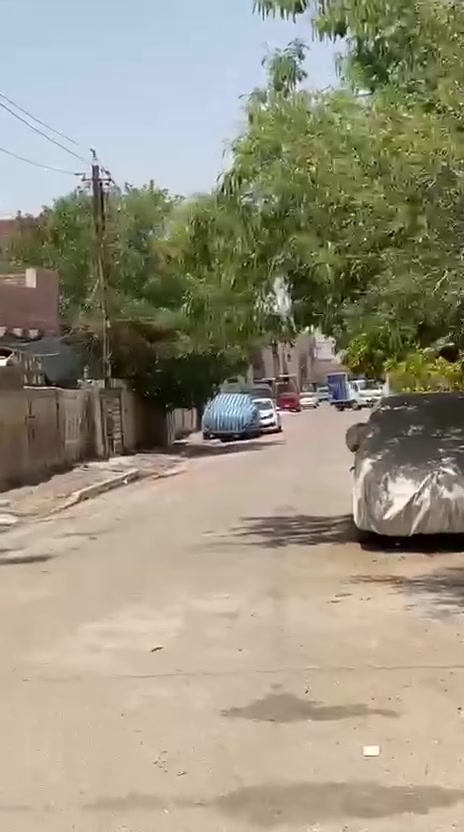 بسم الله الرحمن الرحيم بيت للبيع زيرو بناء 2026درجه أولى مساحه 40 متر بي 3 غرف نوم ستقبال منور مطبخ كامل مكمل من كل النواحي جيب غراضك وكعد واير  سحب بي كامل العنوان بغداد البياع الرساله الثالثه قريب على الشارع العام السعر المطلوب 140 وبي مجال بسيط للتواصل على الرقم *********** بس واتساب البيت طابو صرف بسمي سند
