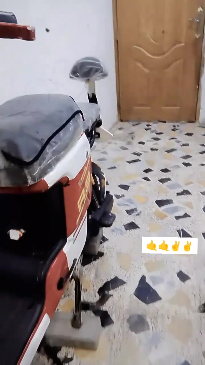 السلام عليكم دراجه شحن للبيع R9 دراجه حلوه نضيفه موديل 25 بطاريات حجم 32 5باتري سعره مكاني البصره شط العرب التنويه ب425 وبيه  مجال للشراي رقم الهاتف *********** بس واتساب
