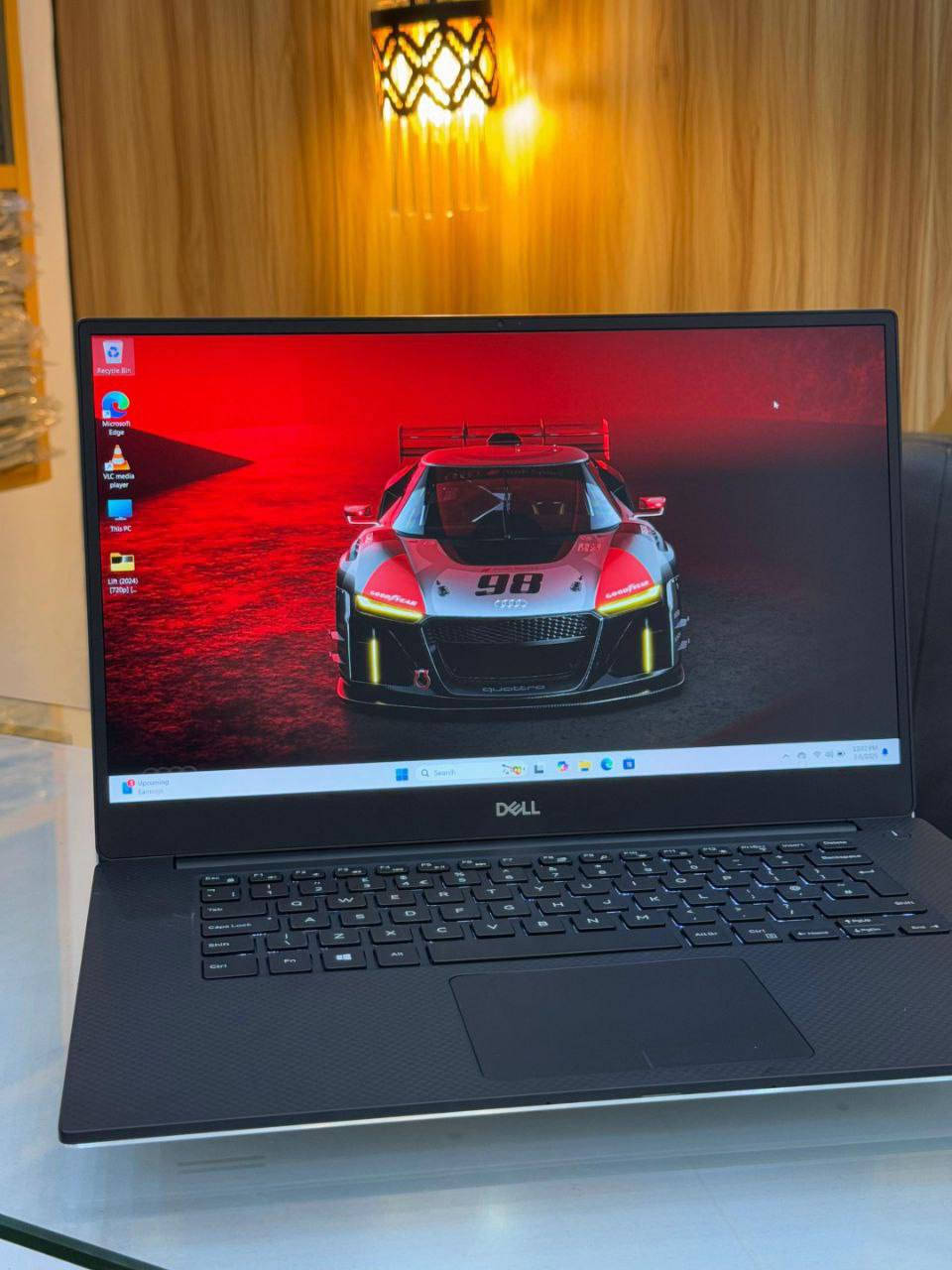💻 لابتوب Dell Precision 5540
قوة احترافية لمحبي الأداء العالي والعمل الثقيل 🔥
مخصص للمهندسين، المصممين، المونتير، وبرامج 3D والرندر القوي 🎯
🔍 المواصفات:
• المعالج: Core i7 الجيل التاسع فئة H (6 Cores – 12 CPUs)
أداء قوي للبرامج الهندسية، التصميم، التحليل، والألعاب الثقيلة.
• الرام: 16GB DDR4
تعدد مهام سلس بدون تهنيج.
• الخزن: 512GB SSD M.2
سرعة إقلاع وتشغيل برامج فائقة.
• كرت الشاشة الخارجي: Nvidia Quadro T2000 4GB
ممتاز لبرامج التصميم الاحترافية مثل AutoCAD وRevit وSolidWorks والمونتاج.
• كرت الشاشة الداخلي: Intel UHD Graphics 630
للاستخدامات اليومية وتوفير الطاقة.
• الشاشة: 15.6" Full HD
دقة واضحة وألوان ممتازة للعمل الطويل.
• كيبورد عربي إنكليزي مضيء ✨
🎁 الهدايا:
ماوس 🎁
ماوس باد 🎁
حقيبة 🎁
الشاحن الأصلي 🎁
🛡️ الضمان والخدمات:
✔️ فحص كامل قبل الإرسال
✔️ فحص كامل قبل الدفع والاستلام
✔️ ضمان 7 أيام استبدال عند وجود خلل مصنعي
✔️ جاهز للاستخدام المباشر
📍 الموقع: بغداد – الأمين الثانية
🚚 التوصيل متوفر إلى جميع المحافظات

📲 للتواصل واتساب حصرا او اتصال 
***********
💰 السعر: 650,000 دينار عراقي
الكمية محدودة
