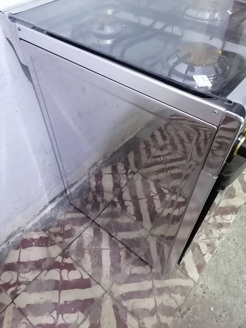 طباخ نوع كريازي مصري الباب الأول الثقيل اخو الجديد
مكاني الحله مركز مدينه.
رقم *********** استفسار اتصال او واتساب
