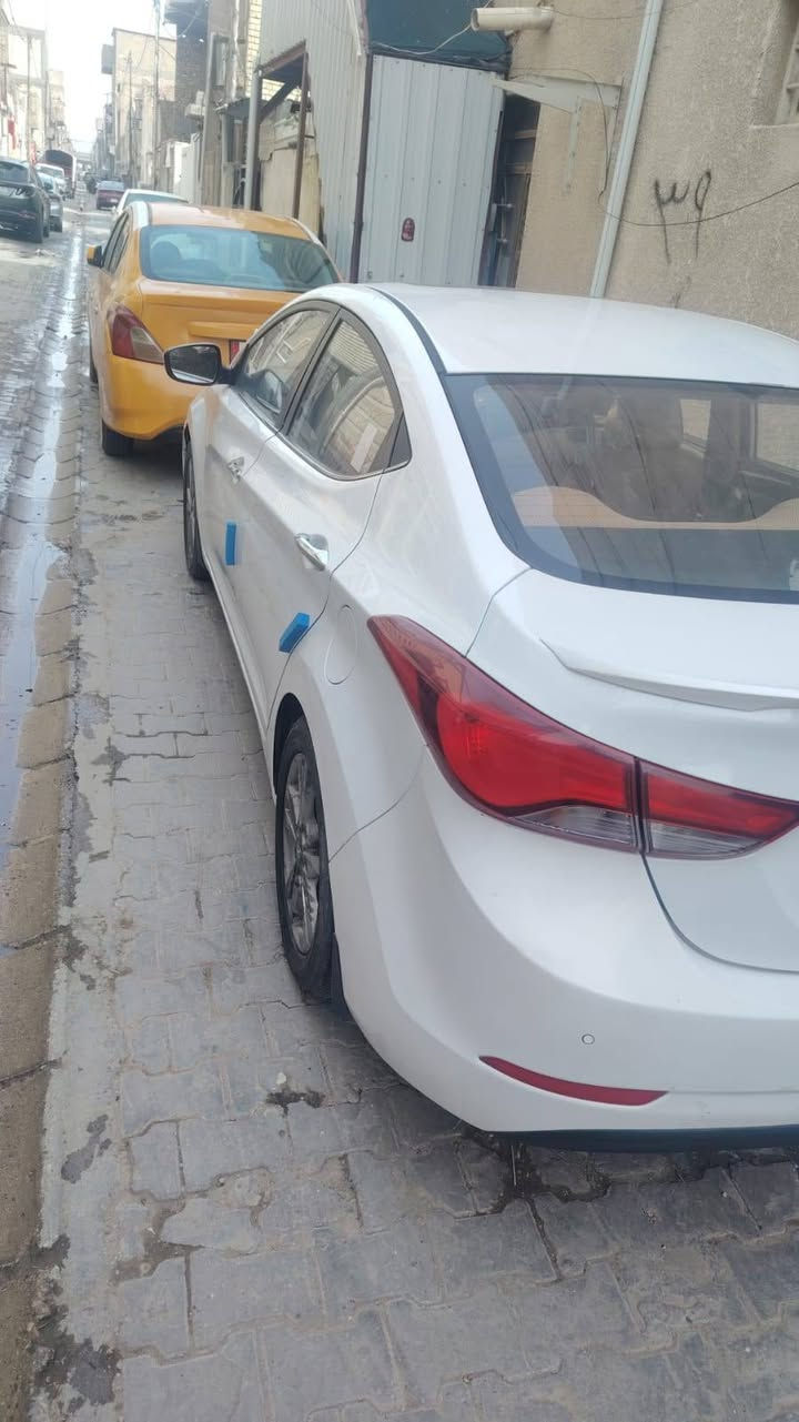 سلام عليكم النترا 2016 جاهزه من كلشي تخم تاير حداديه نضيفه كير مكينه جدد سياره فول من عده البصمه بيهه قبق جنطه مبدل اصلي من. شركه وجاملغ الخلفي م صبوغ فقط  شراي يتصل على رقم *********** سعر 120وبيهه مجال للشراي رقم بغداد بااسمي تحويل مباشر رقم نكليزي
