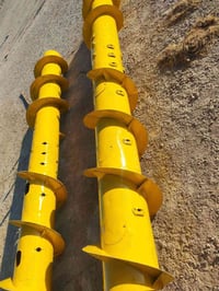 براين للبيع مال تفصيخ اصلي مال شركه 15 فوت للاتصال 07880116644