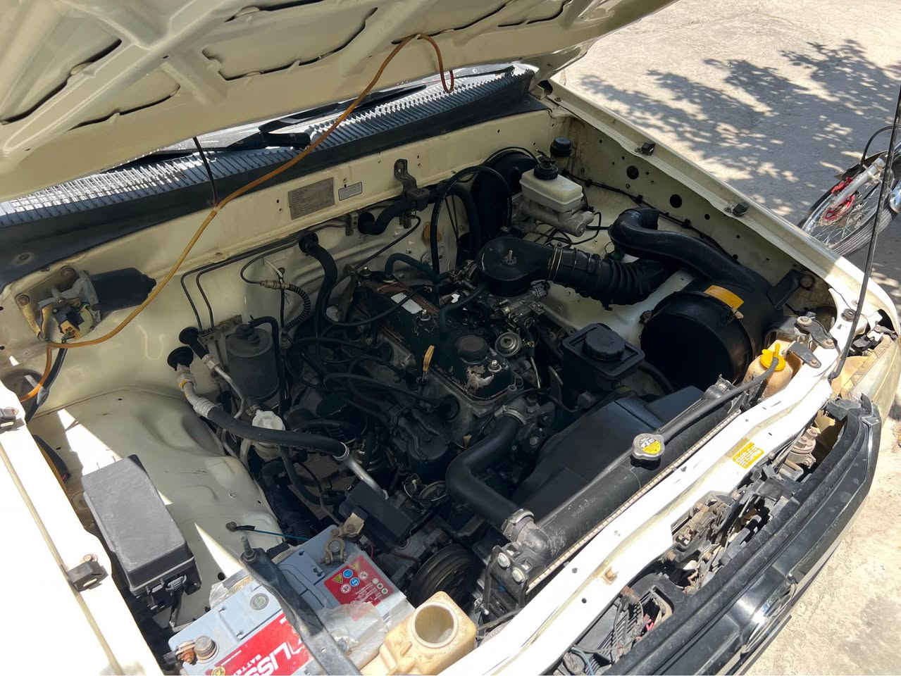 دێر بۆ فرۆشتن مۆدیل ٢٠٠٦ بۆ فرۆشتن بێ بۆیاخ ڕەقەم باریك توند و تۆڵ گێڕو مەکینەی بەشەرت مەکینە کابرێتە   ٥مانگی ماوە ڕەقەمی بەسەر چی بەشەرتی هەموو شتێك بۆ فرۆشتن ٦٠ گەڵاو معامەلە *********** بشدار, السليمانية
