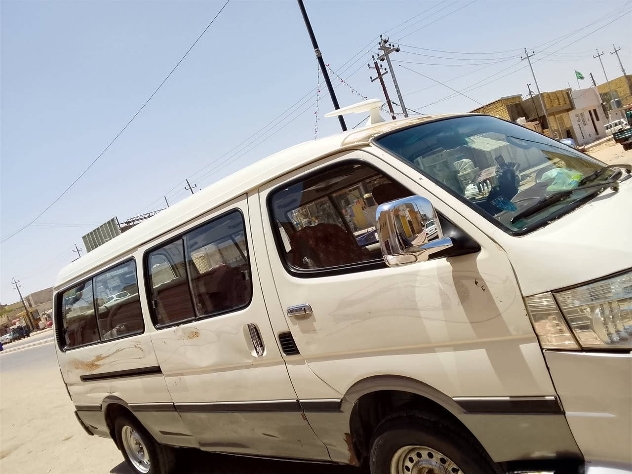 سلام عليكم سيارة فتون الوان موصليه سنويه عضم عاج للبيع سياره نضيفه بمعنى الكلمة حداديه تخم تاير كير اكسن كفاله بيها وصل خط وبحث مصفره وباج كاعيه جديده سعر 35  وبيها مجال مكان نجف رقم ***********
