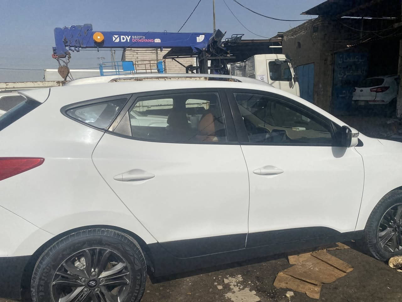 للبيع موديل 2015 خليجي محرك 200دوش  رقم بصرة بإسمي السعر 140 العنوان البصرة جاهزة من كل شي رقمي ***********.
