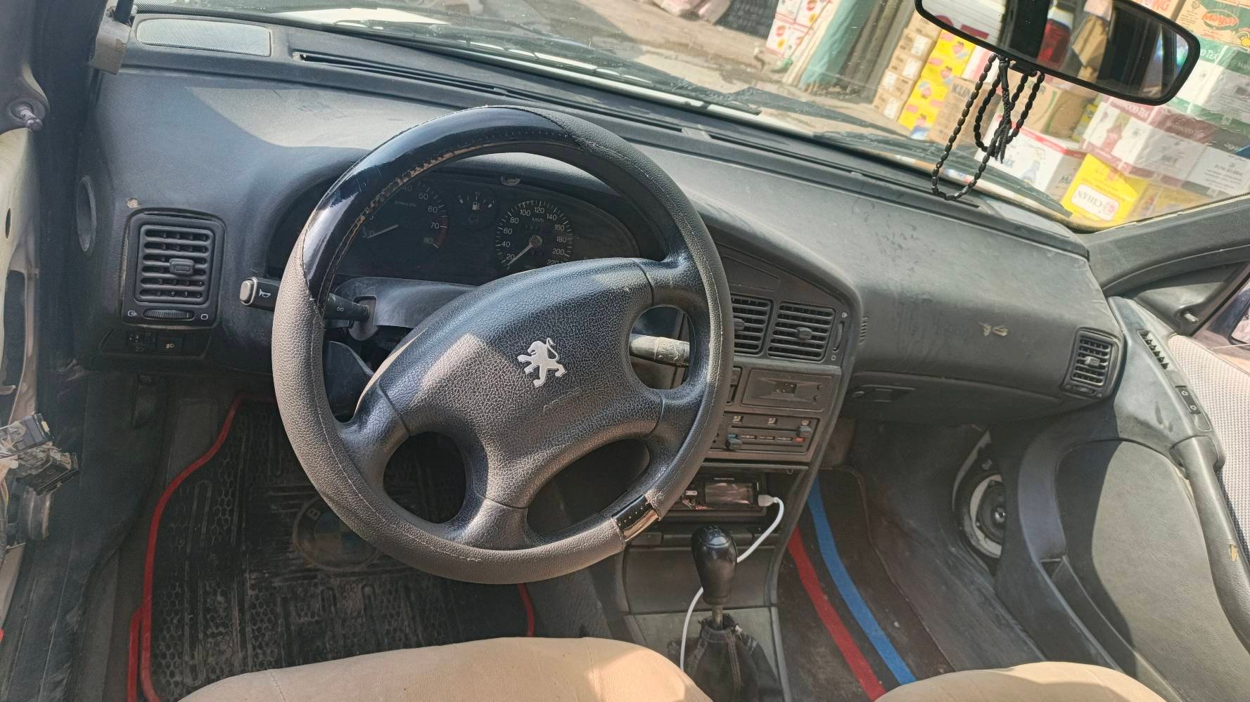 عنوان تكريت 
بيجو  405 فرنسي اصلي
سياره كامله ماناقصها شي كير مكينه شرط