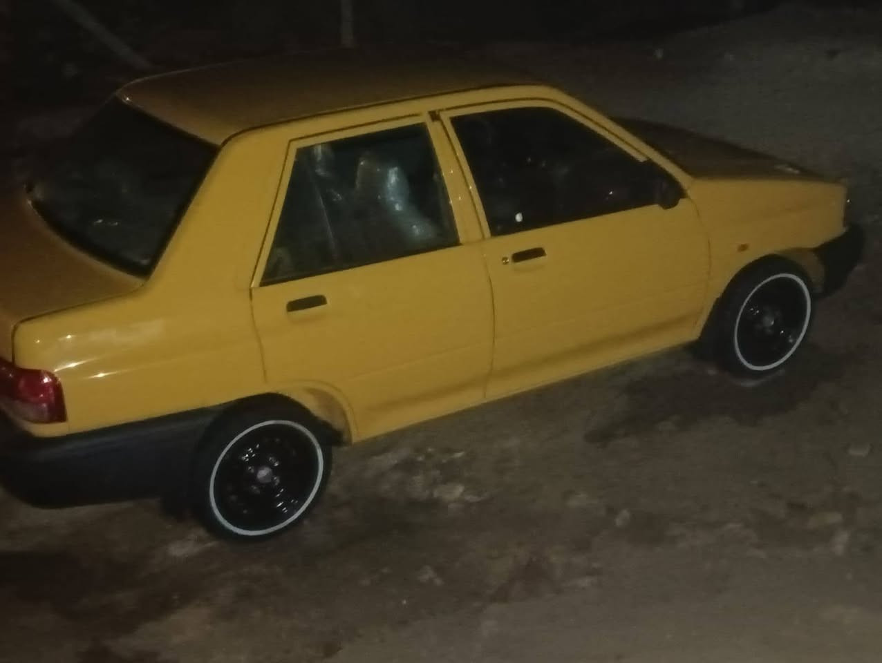 سايبا 2015 كفاله بيها خياسات ملكطات / هيئه + غرامات مصفره 
كير ومكينه كفاله 
شواصي منكدات قليل ومسويهن  حته كشنات بلادي /تخم تايم  + حداديه /مالكها بلحمزه مداور ثاني يوم  
سعر 38 وبيها مجال
*********** / اتصال / واتساب
